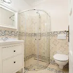 Huty By Interhome