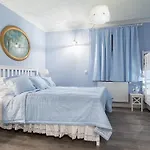 Holiday home Huty By Interhome *